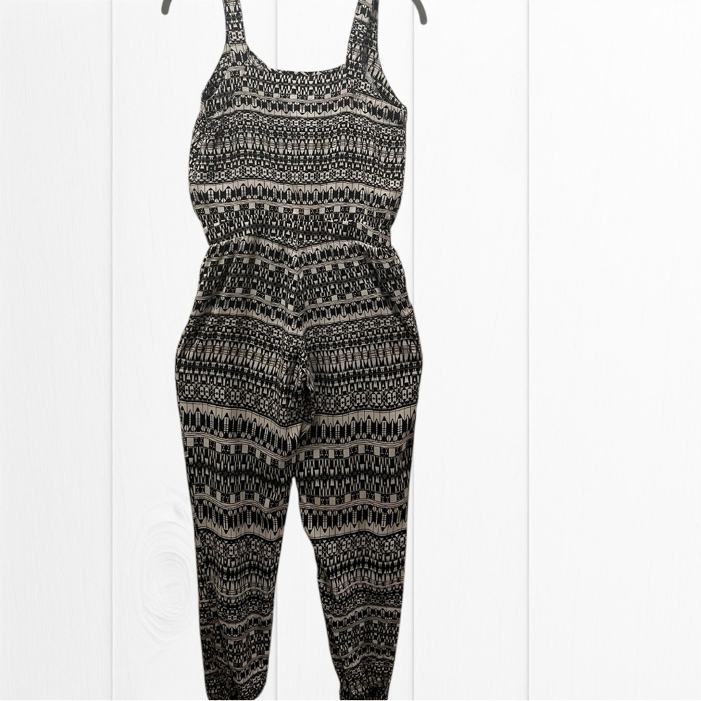 Harmony + Havoc Jumpsuit In Black and Cream Geo Design. - Picture 2 of 13
